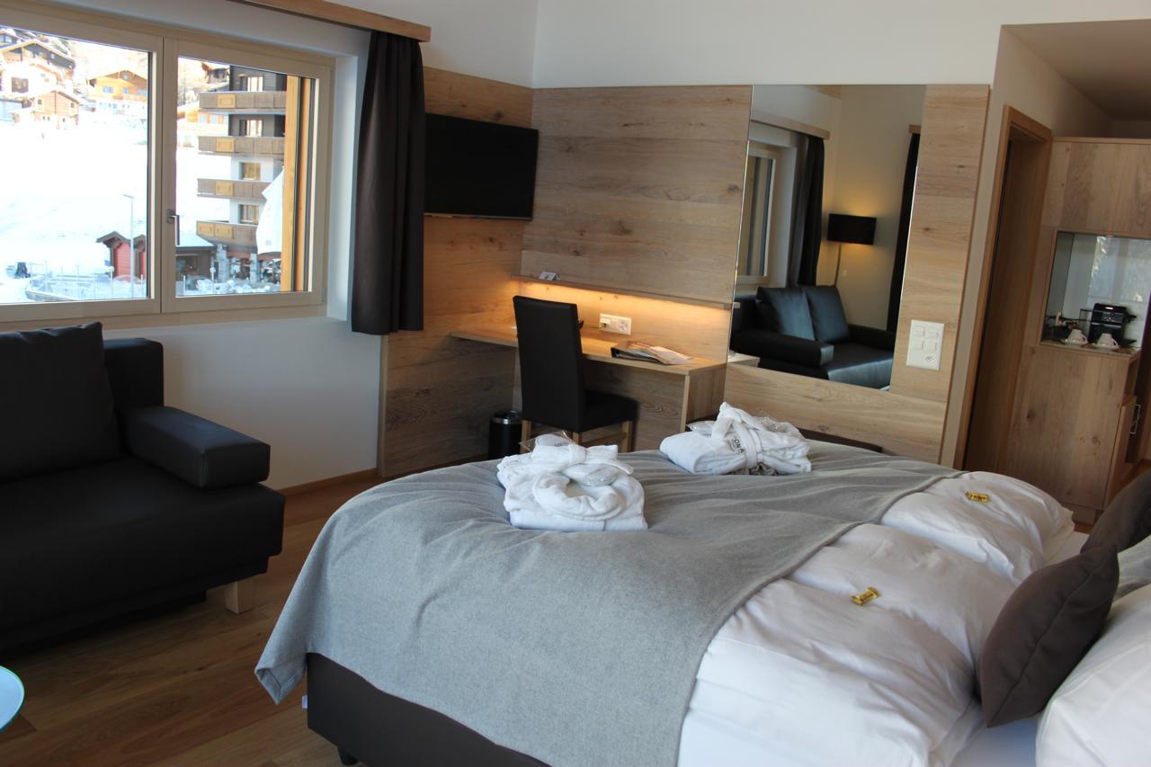 The Onya & Hotel Bellwal